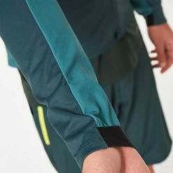Maillot Oakley Elements Thermal Manches Longues Vert 14 Maillot Oakley Elements Thermal Manches Longues Vert -VTT-BMX Soldes maillot oakley elements thermal manches longues vert 5